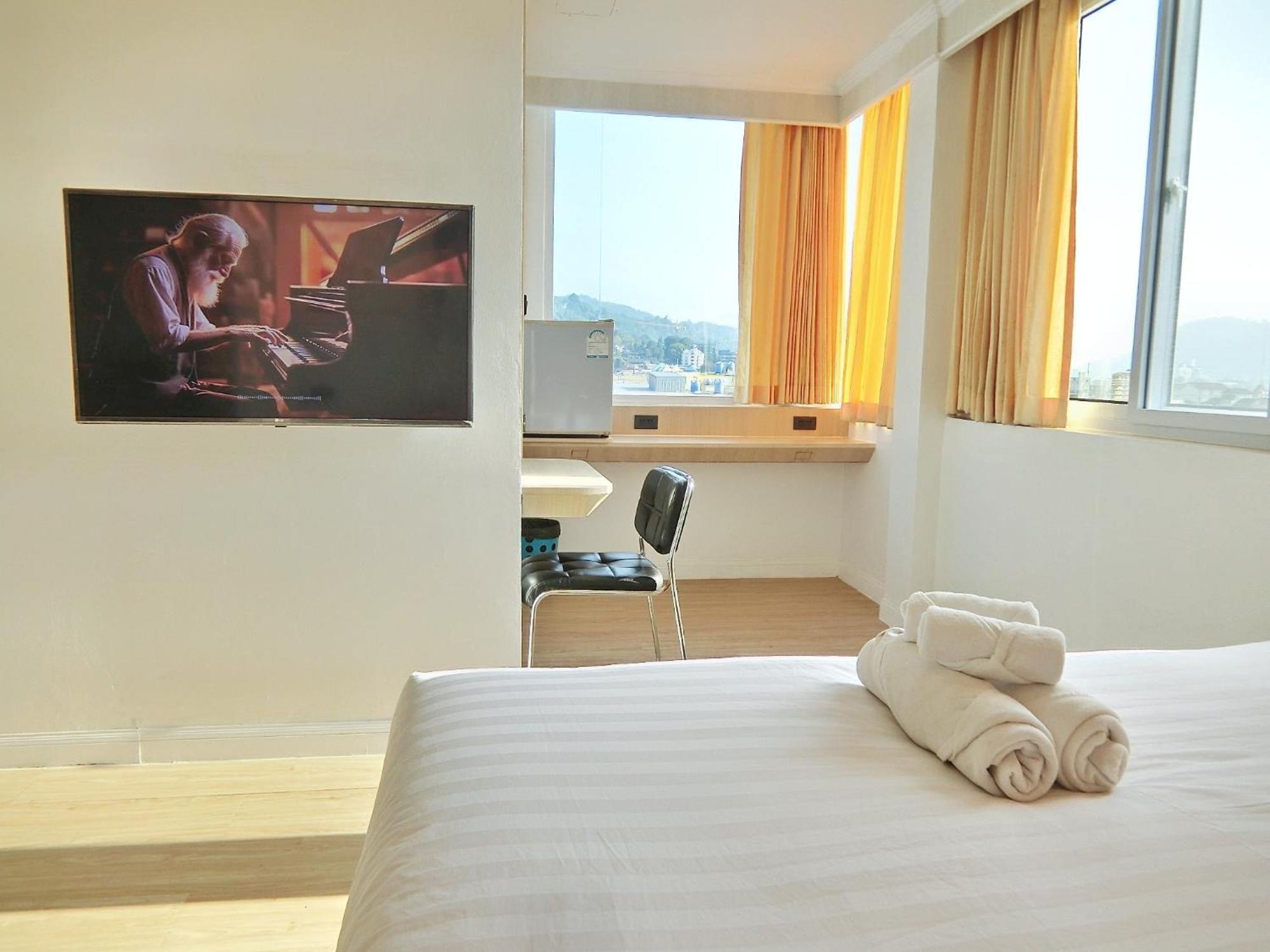 Sira Boutique Residence - Newly Renovated Patong Exterior foto