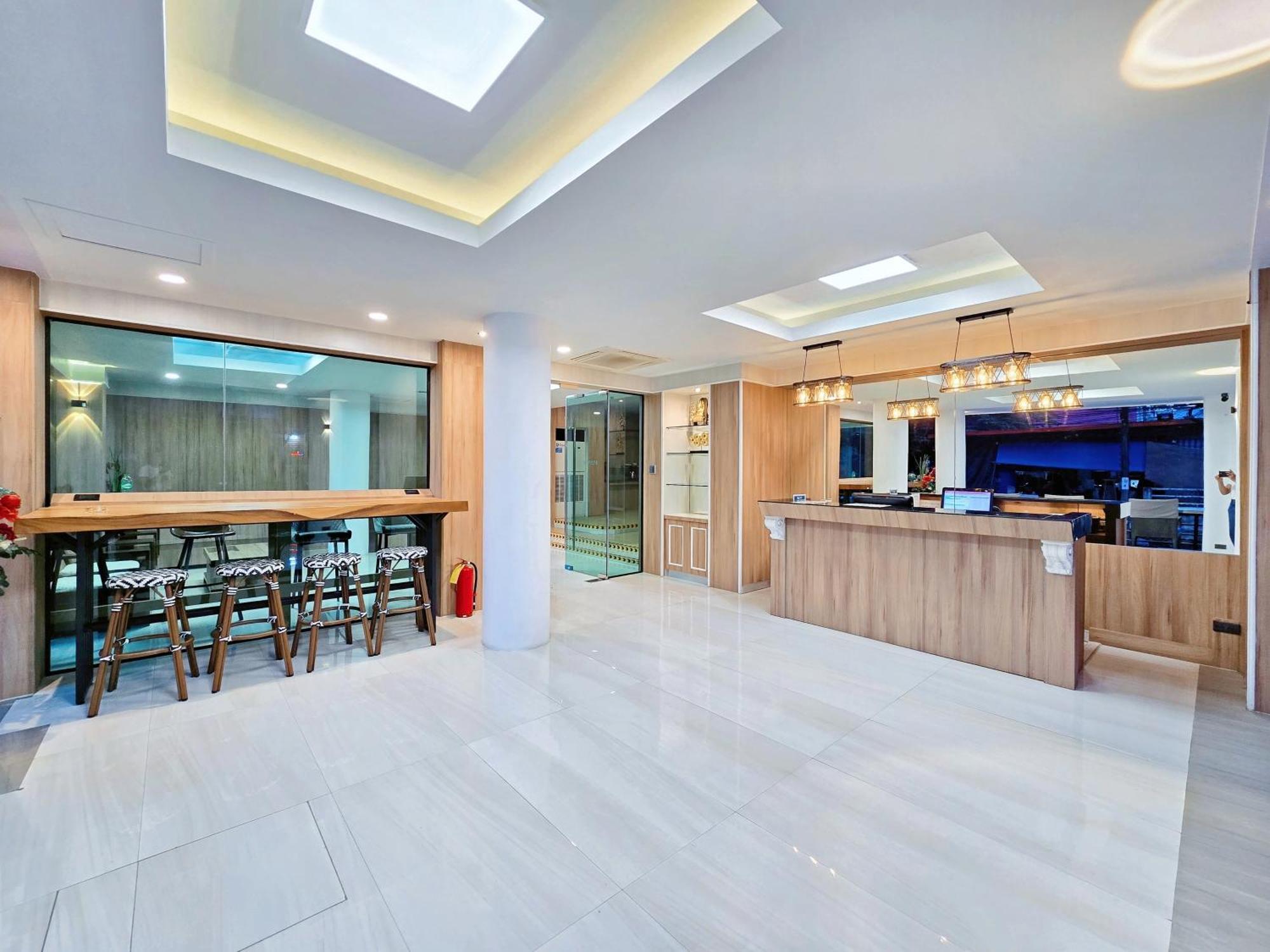 Sira Boutique Residence - Newly Renovated Patong Exterior foto
